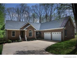 1818 Rain Forest Dr, York, SC 29745-8910