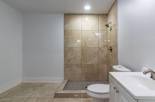 2278 Drew Vly Rd, Atlanta GA  30319-3977 exterior