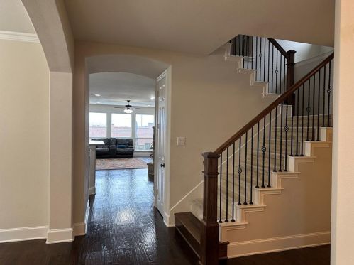 7207 Paluxy Dr, Irving TX  75039-3361 exterior