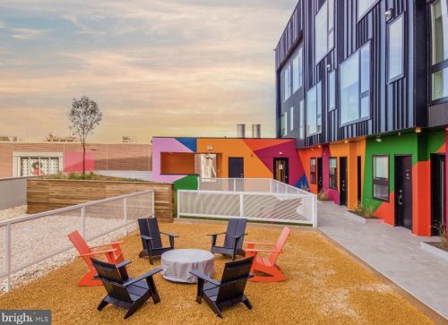 456 5th St, Philadelphia PA  19147-1563 exterior