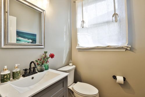 8905 Appleseed Dr, Cincinnati OH  45249-1781 exterior