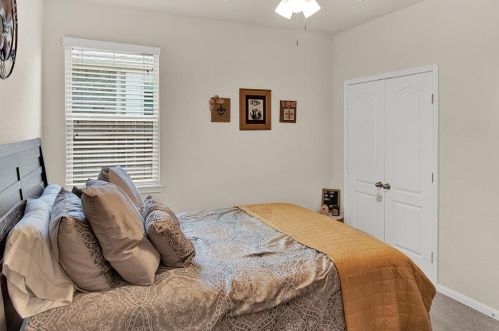 2710 Lisbon Meadows Dr, Conroe TX  77304-4564 exterior