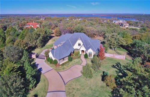 3700 Stonehurst, Jones, OK 73049-3467