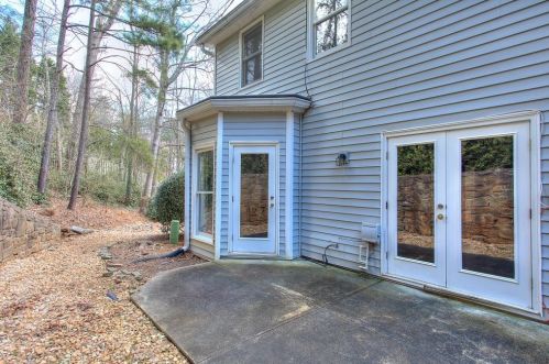 1 Frst Rdg Ct, Atlanta GA  30350-1802 exterior