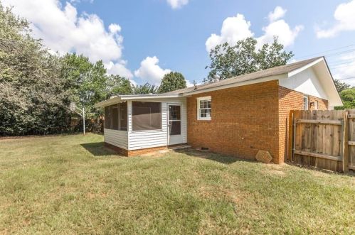 112 Emory Dr, Warner Robins GA  31093-1305 exterior