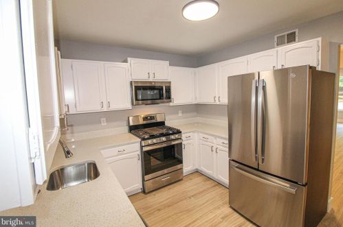 14212 Long Green Dr, Silver Spring MD 20906-2074 exterior