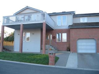 7317 Lincoln Estates Dr, Yakima, WA 98908-5420