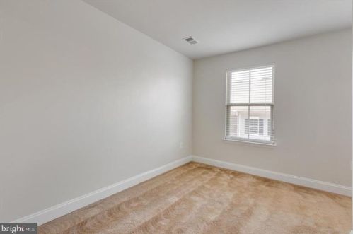 4512 Potomac Highlands Cir, Triangle VA  22172-1791 exterior