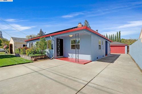 22011 Orange Ave, Hayward, CA 94546-6935