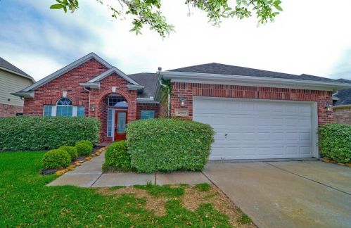20302 Windsor Trace Ln, Richmond TX  77407-6484 exterior