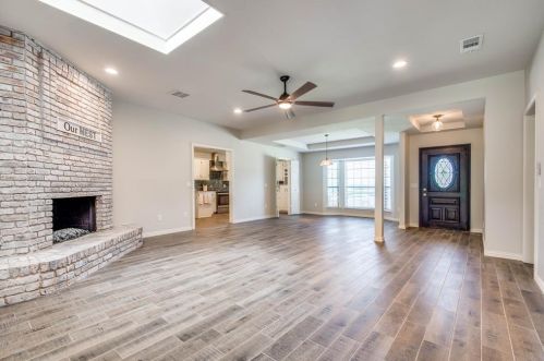 3829 Townbluff Dr, Plano TX  75023-8012 exterior