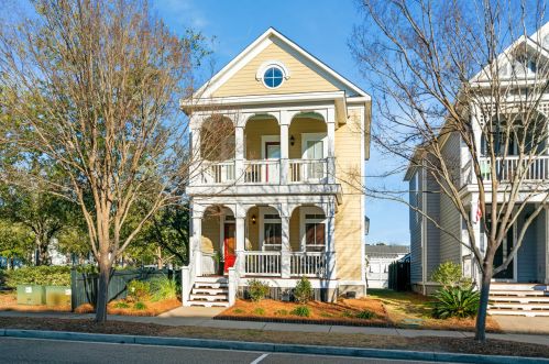 1271 Appling Dr, Mount Pleasant, SC 29464-4772