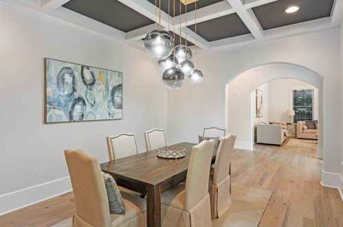 2731 Arden Rd, Atlanta GA  30305-1913 exterior