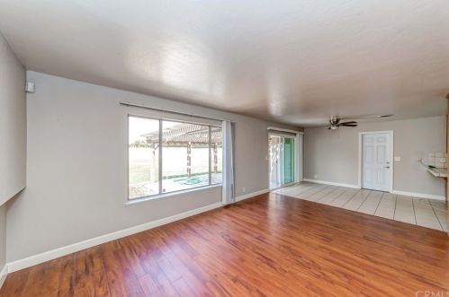 3119 Glen Holly Dr, Anaheim CA  92804-3814 exterior