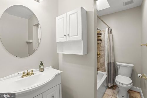 10871 Lockwood Dr, Silver Spring MD 20901-4514 exterior