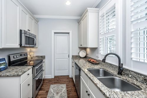 261 Slipper Shell Ct, Mount Pleasant SC  29464-6724 exterior