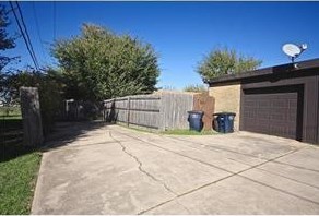 6824 Trail Lake Dr, Fort Worth TX  76133-5011 exterior