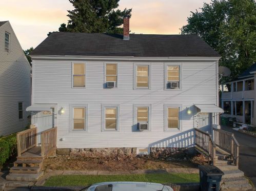 29 Bowers St, Nashua, NH 03060-3904