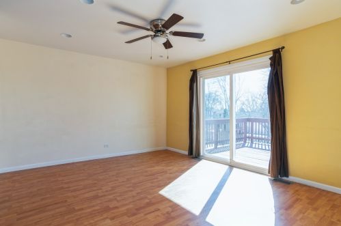 1845 Zeppelin Dr, Hanover Park, IL 60133-5931