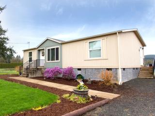 37655 Sunset Ln, Brownsville OR  97327-9745 exterior