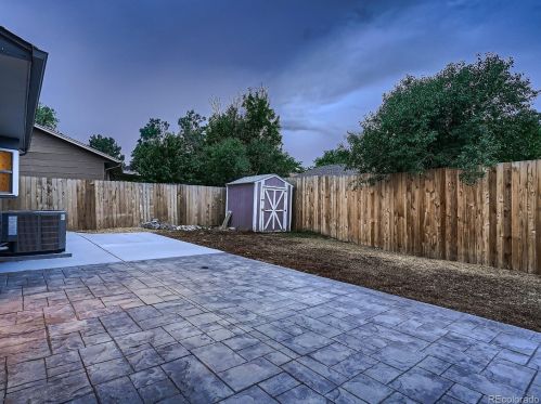 18977 Montana Pl, Denver CO  80017-5422 exterior