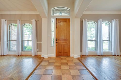 3908 Regency Park Ct, Lewisville TX  75022-5083 exterior