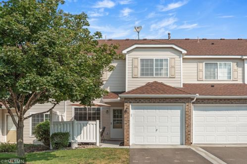 15873 Firtree Ln, Saint Paul, MN 55124-5836
