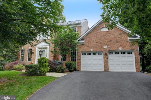 404 Brindley Pl, Leesburg, VA 20175-5806
