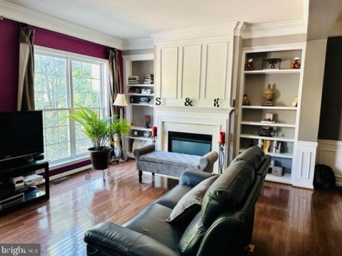 1637 Treetop Vw Ter, Silver Spring MD 20904-4213 exterior