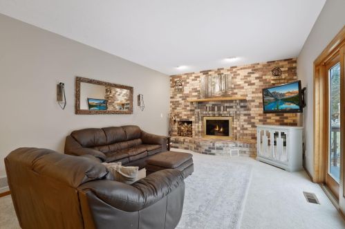 8743 Highwood Way, Saint Paul MN  55124-9456 exterior