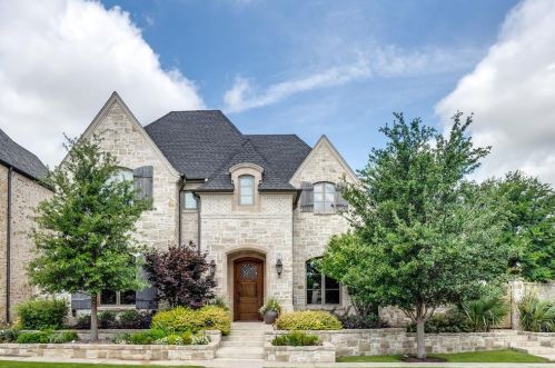 6829 Labelle Ct, Plano, TX 75024-7587