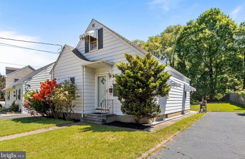 42 Norcross Cir, Trenton, NJ 08619-2418