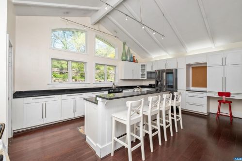 46 Canterbury Rd, Charlottesville, VA 22903-4702