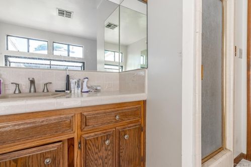 10080 Victoria Ave, Riverside CA  92503-6146 exterior