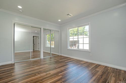 511 Allen Ave, Glendale CA  91201-2505 exterior