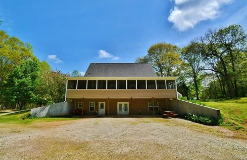 5478 Apple Valley Rd, Jefferson GA  30549-6031 exterior