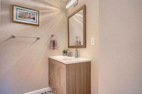 4665 Jason St, Englewood CO  80110-5607 exterior