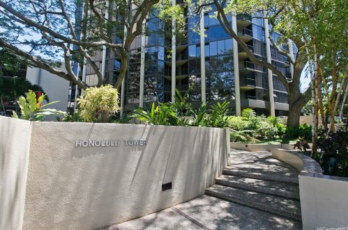 60 Beretania St, Honolulu HI  96817-4752 exterior