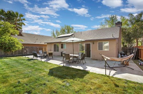 2414 Diamond Oaks St, Stockton, CA 95206-4710