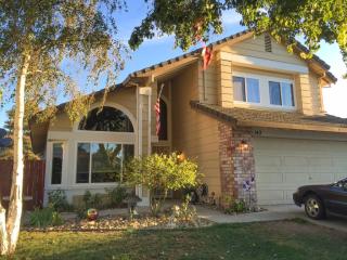 142 Victoria St, Tracy, CA 95376-1309