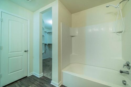 14271 Greenhaw Ln, Dallas TX 75253-5081 exterior