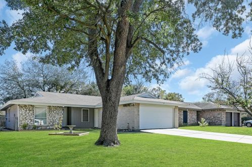 718 Doncrest St, Channelview, TX 77530-3321