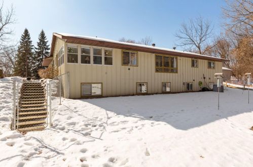 1377 County Road E, Saint Paul MN  55110-5231 exterior