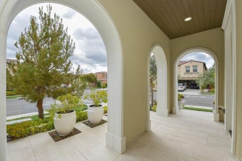 64 Interlude, Irvine CA  92620-3694 exterior