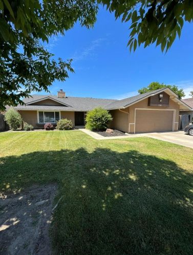 2101 Temescal Dr, Modesto, CA 95355-9414