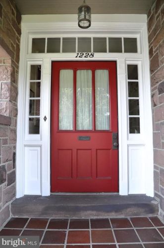 1228 King St, Lancaster, PA 17602-3236