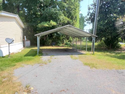 2047 Hyman Rd, Scranton, SC 29591-5043