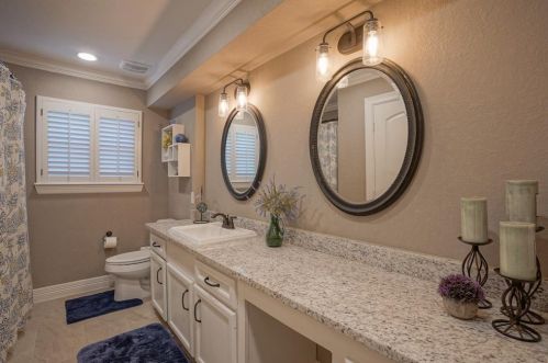 2021 Willowwisp, Taylor Lake Village TX  77586-3312 exterior