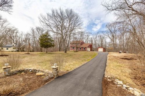 119 Jennifer Dr, Hebron, CT 06248-1412