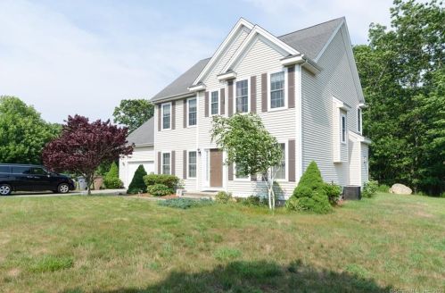 6 Old Stone Way, Niantic CT  06357-1040 exterior